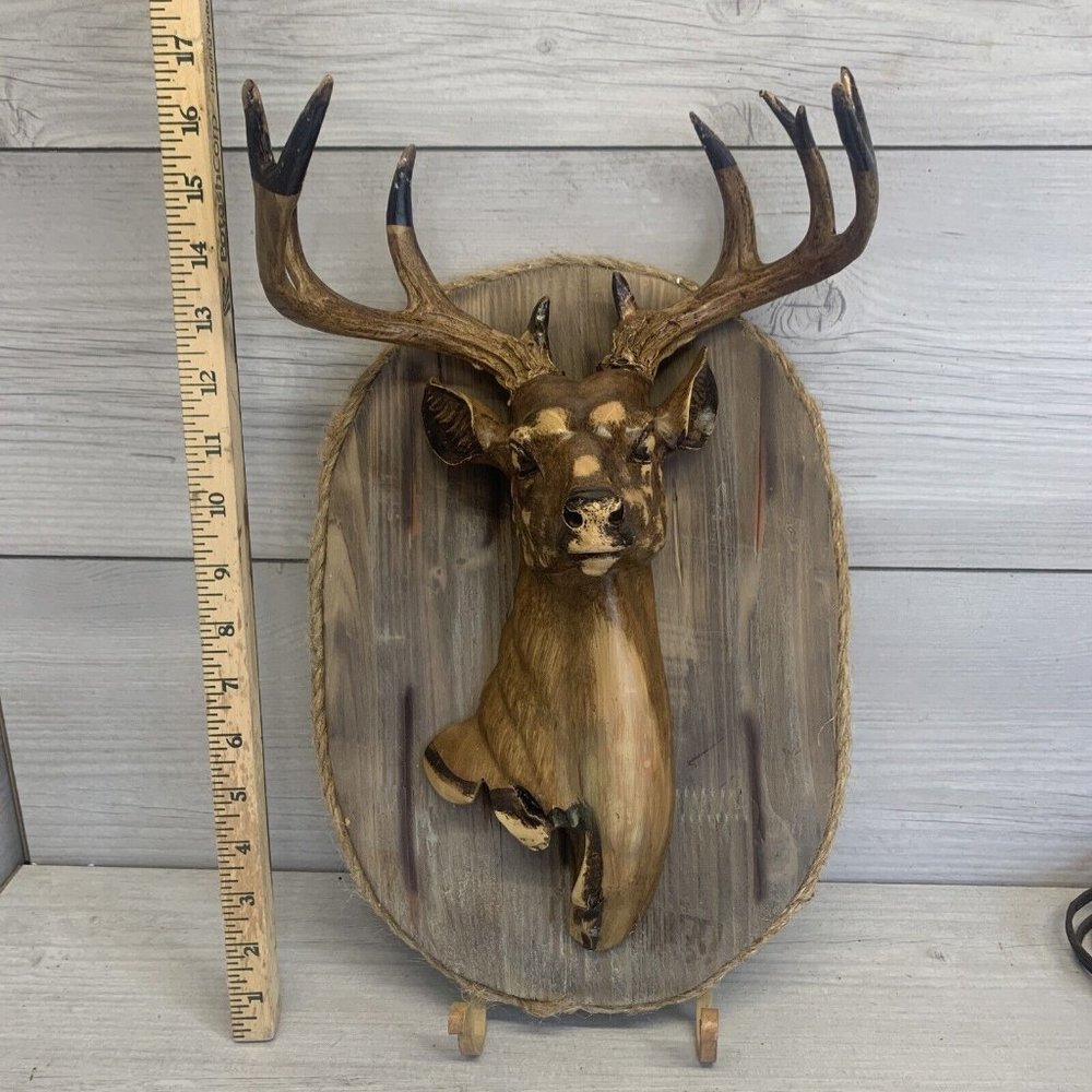 Deer Head Resin On Wood Wall Art Décor  16” x 10” 2 Hooks Coats Keys Hunting